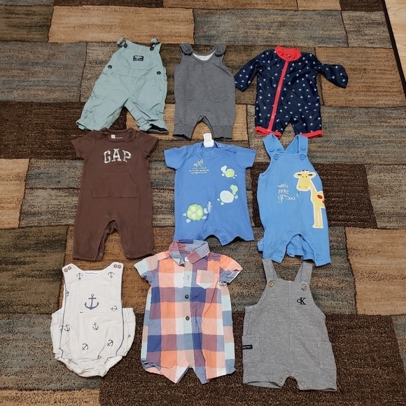 Baby boys size 0-3 months summer outfit bundle of 9 mostly overalls - Picture 5 of 5